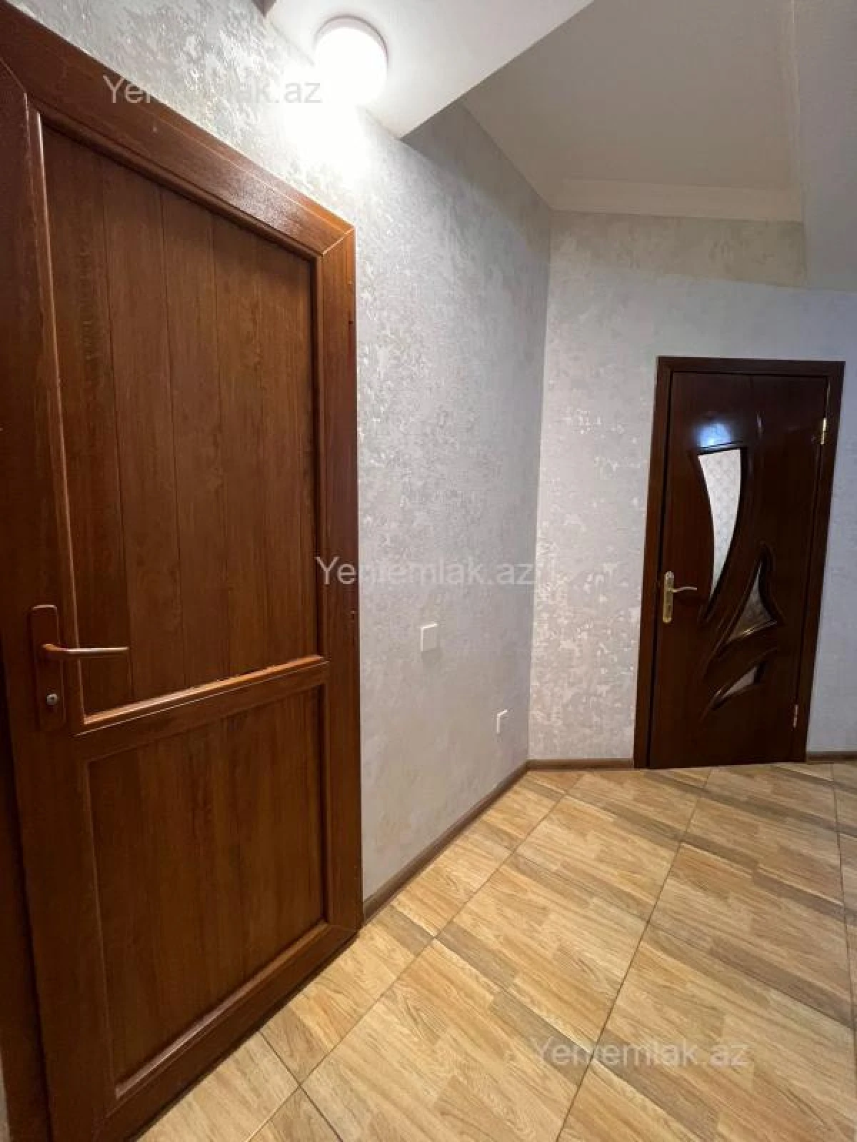 Satılır 2 otaqlı yeni tikili 60 m²