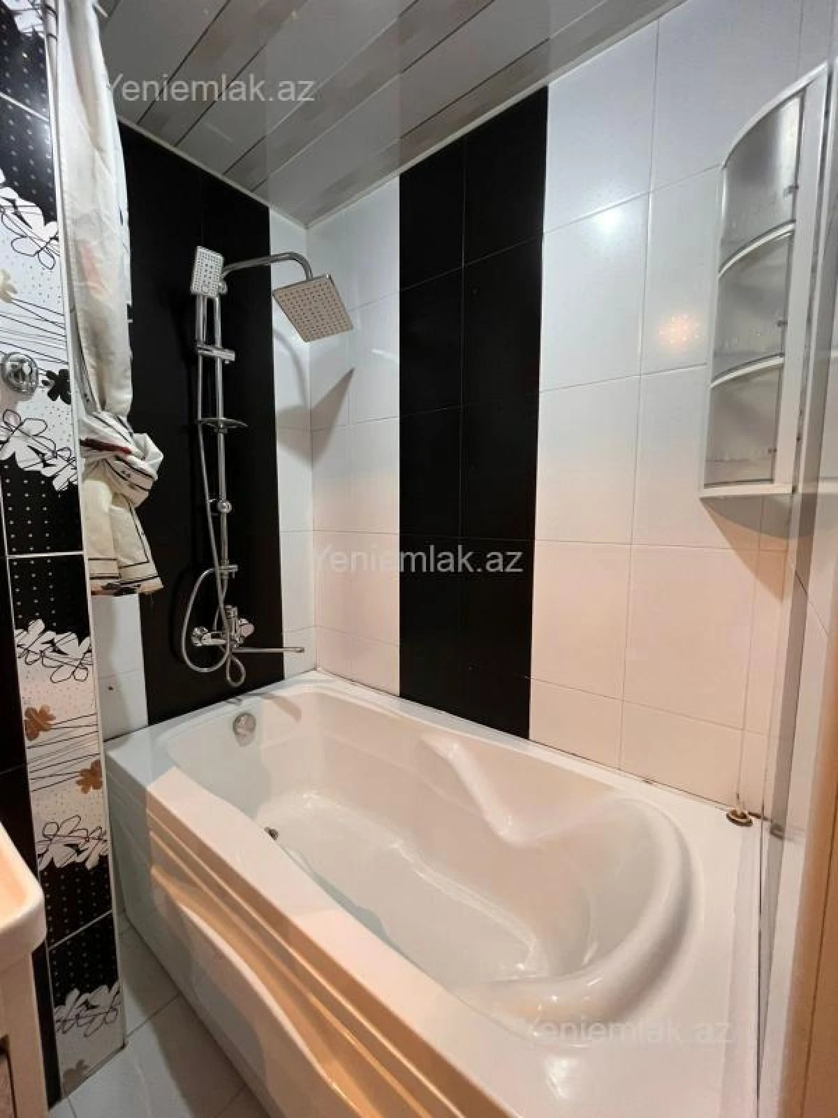 Satılır 2 otaqlı yeni tikili 60 m²
