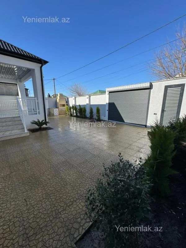 Satılır 4 otaqlı həyət evi 150 m²