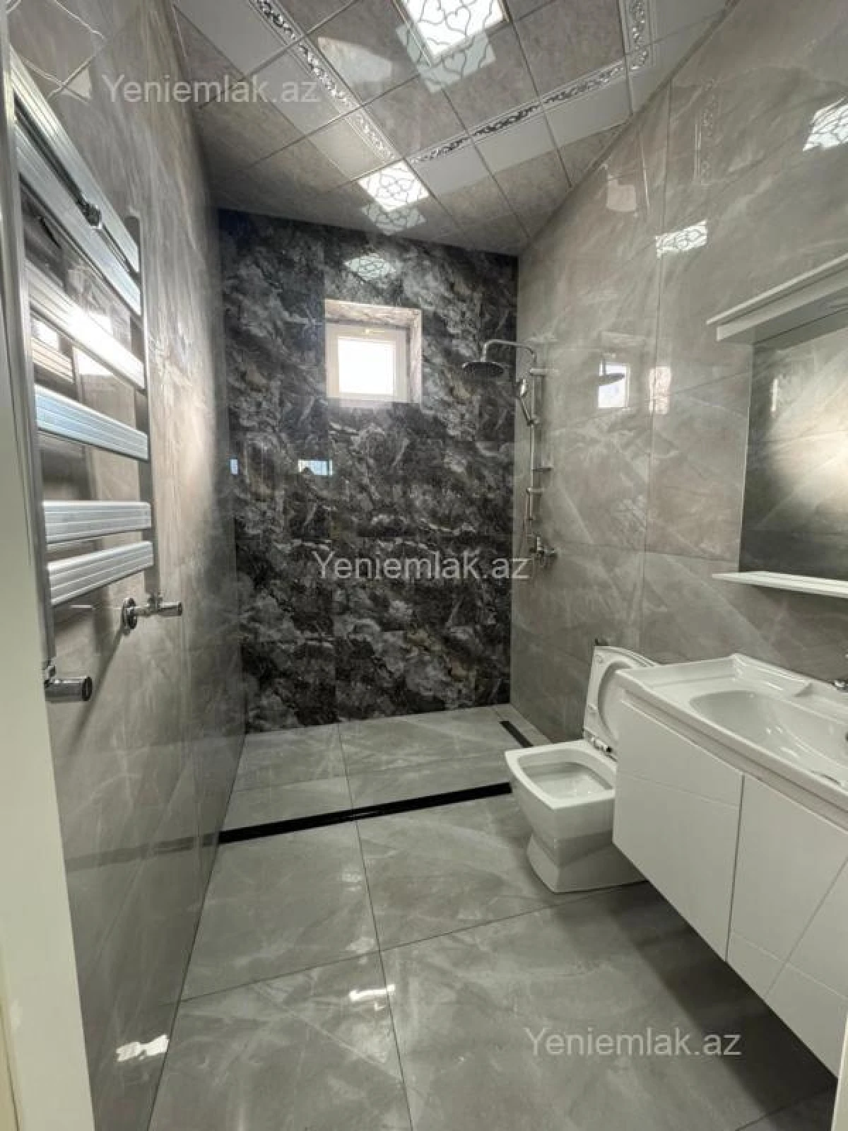 Satılır 4 otaqlı həyət evi 150 m²