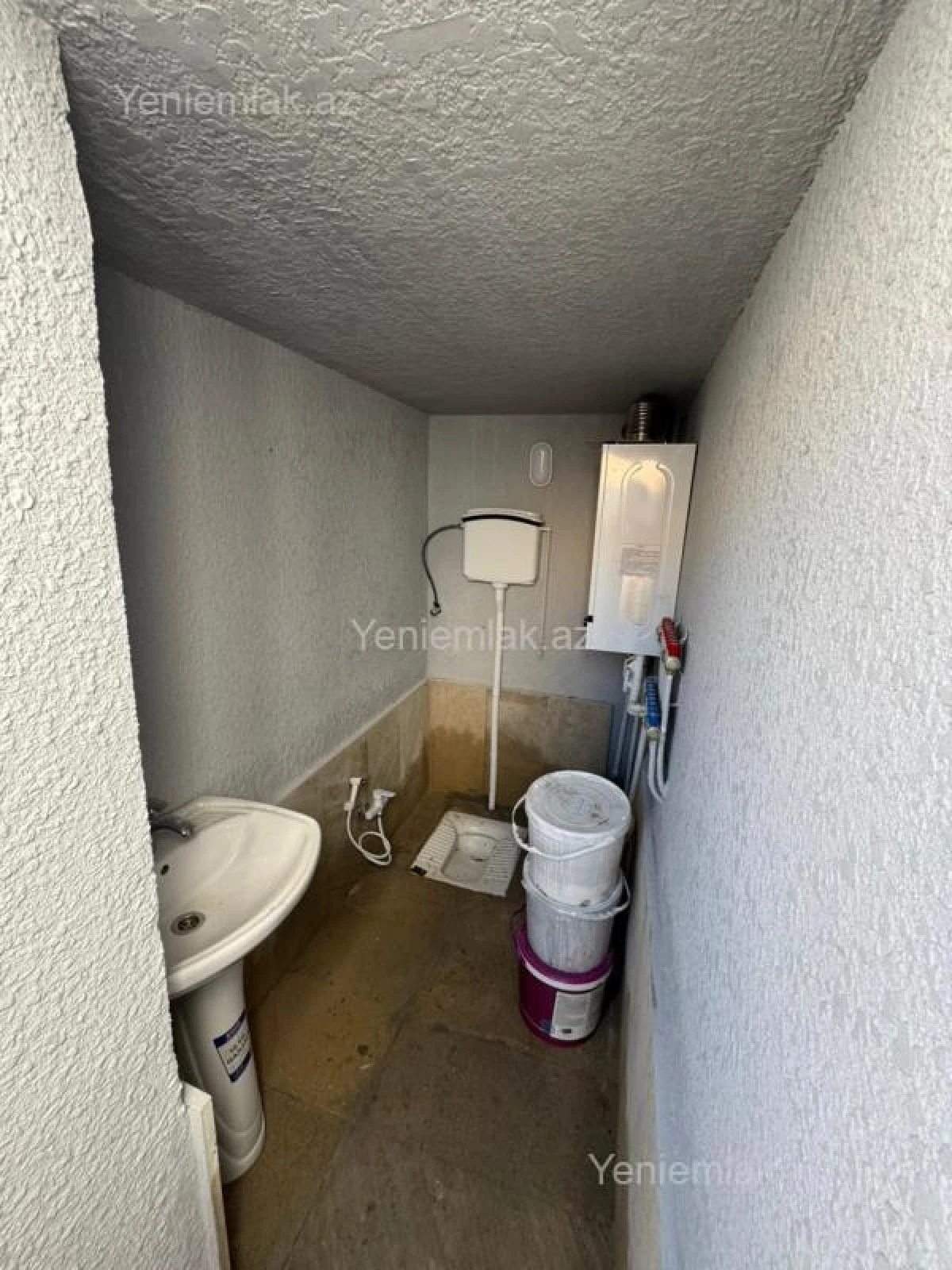 Satılır 4 otaqlı həyət evi 150 m²