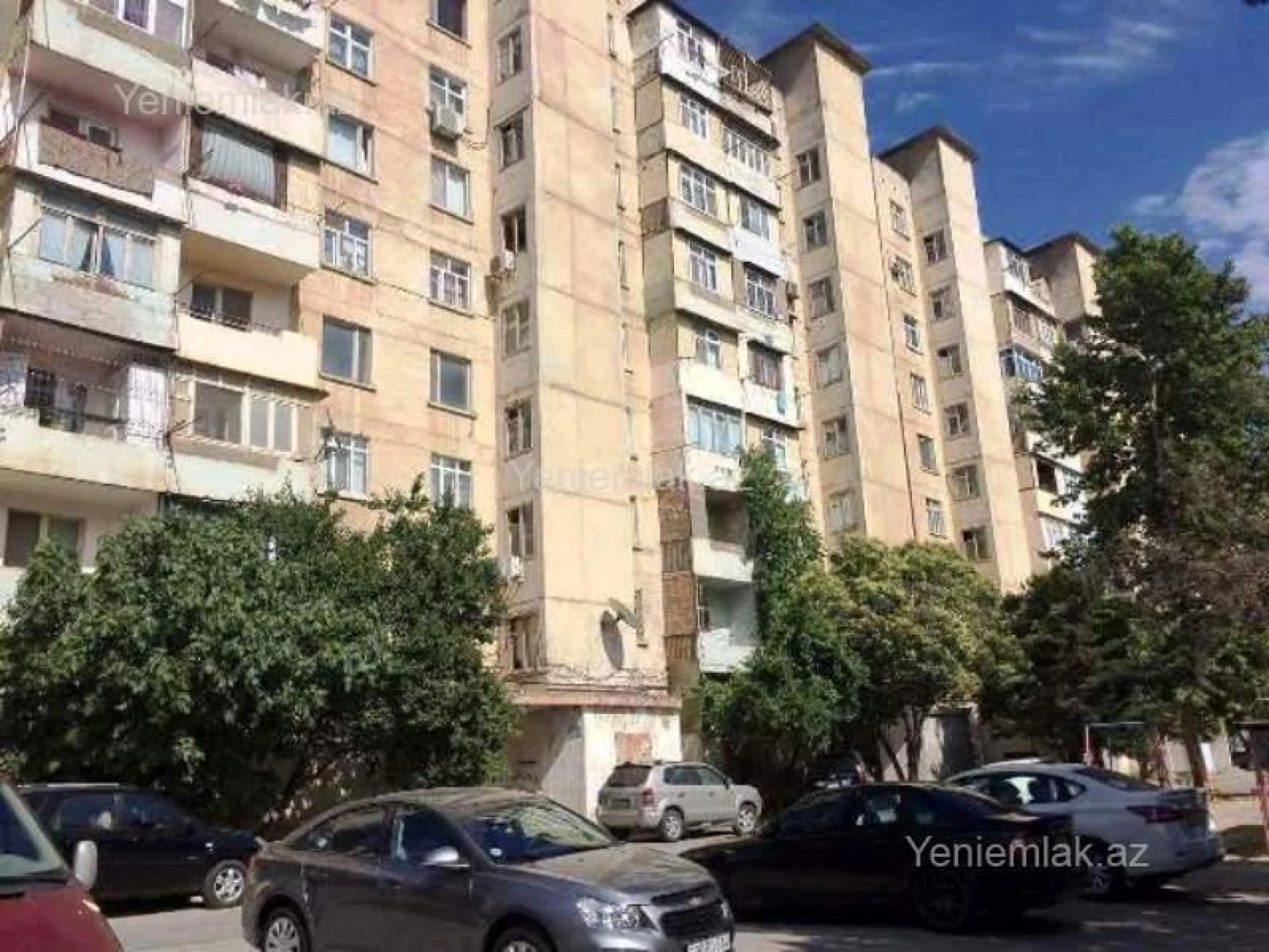 Satılır 3 otaqlı köhnə tikili 55 m²