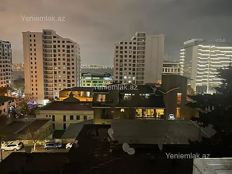 Satılır 3 otaqlı köhnə tikili 72 m² — Bakı, Səbail 3 otaq 72.00 m²