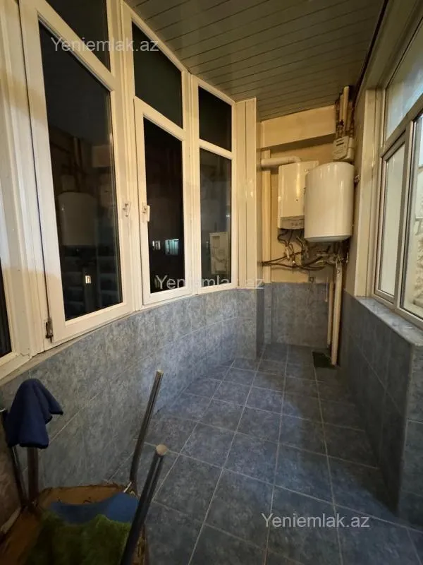 Satılır 3 otaqlı yeni tikili 130 m²