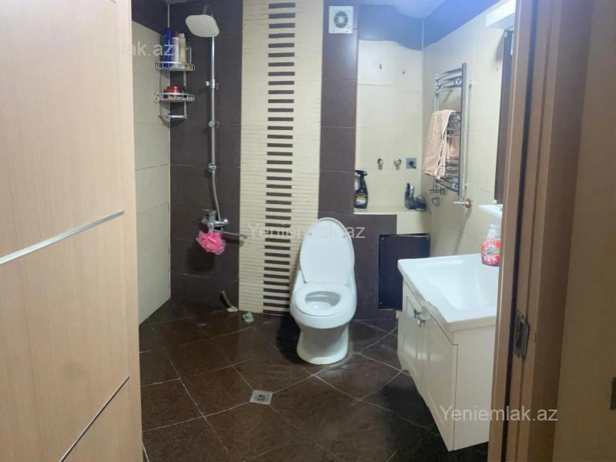 Satılır 2 otaqlı yeni tikili 65 m²