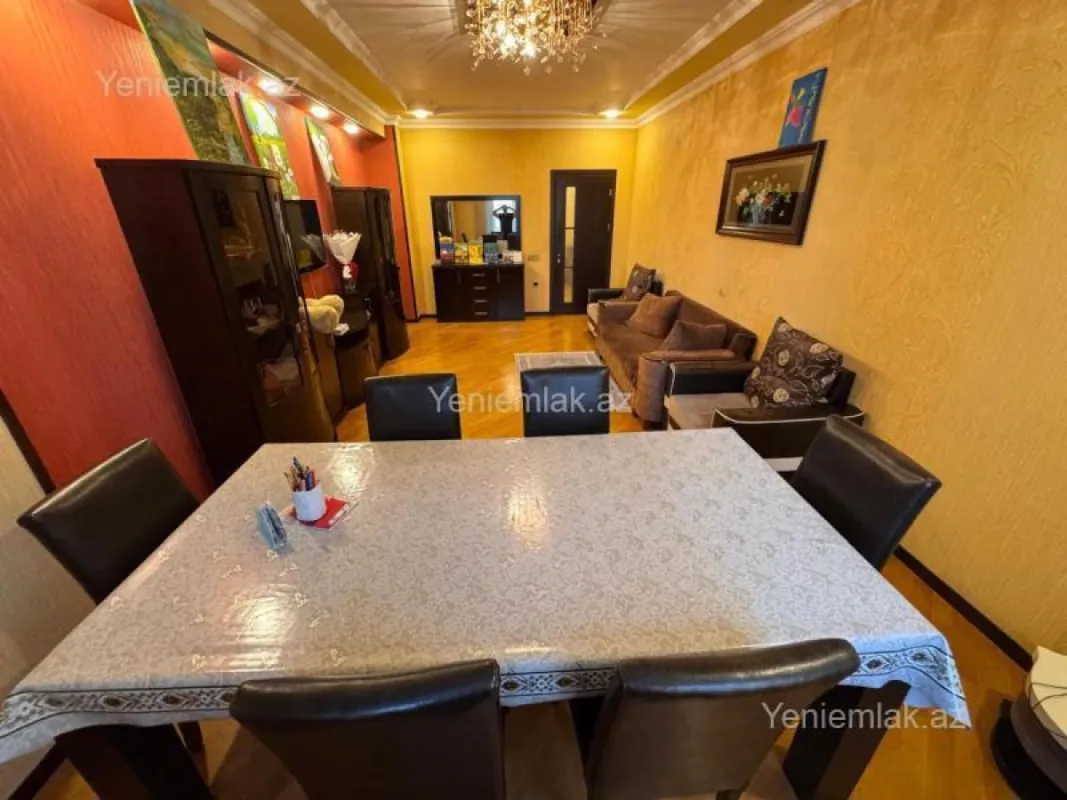 Satılır 3 otaqlı yeni tikili 110 m²