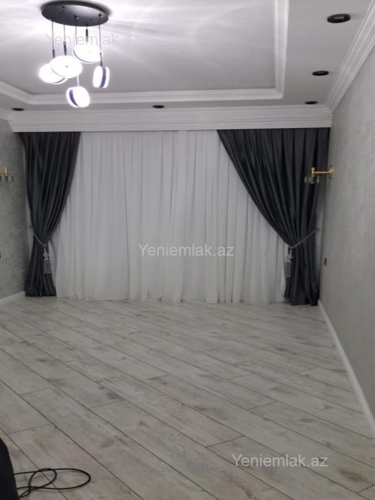 Satılır 3 otaqlı yeni tikili 90 m²