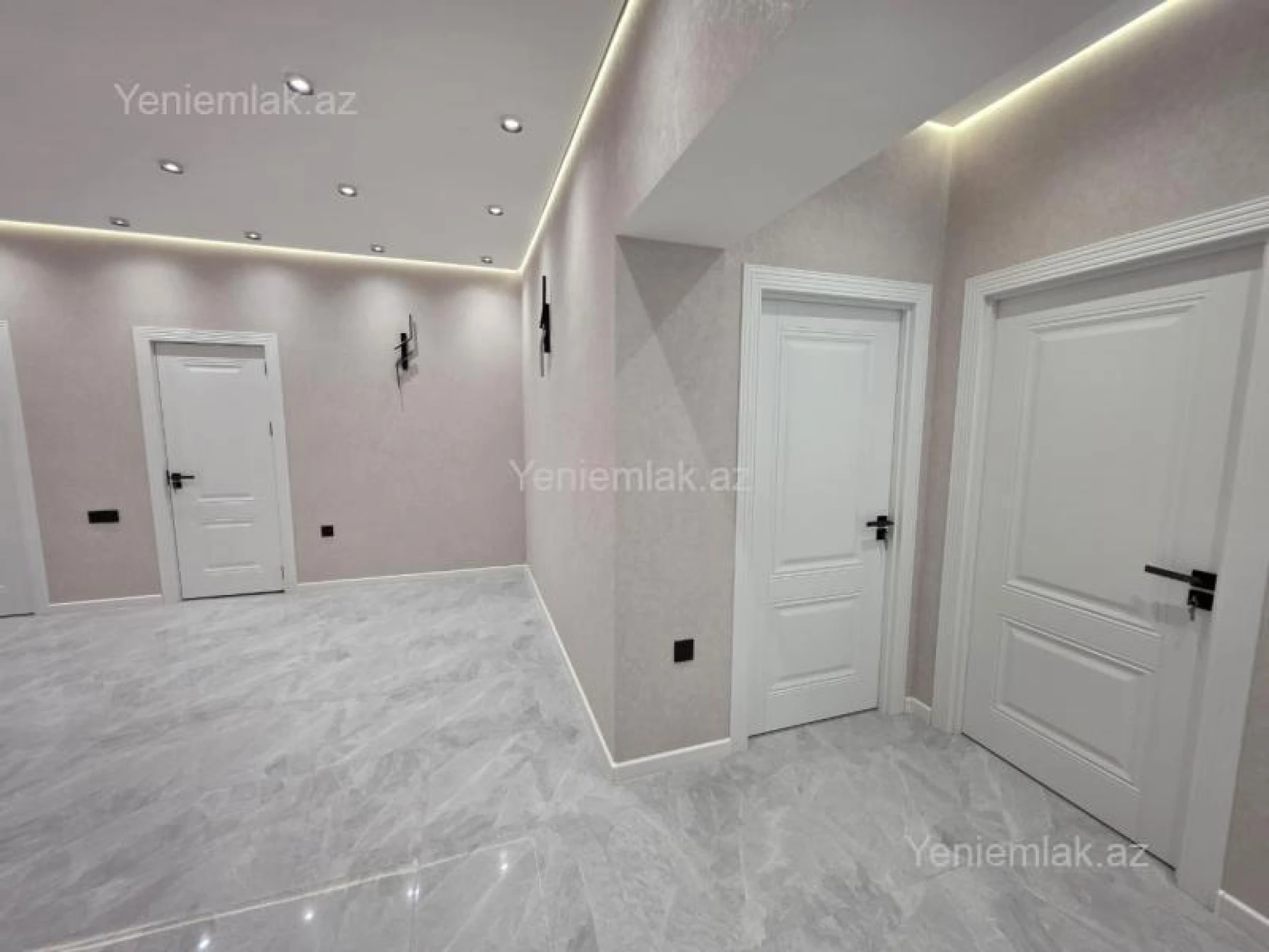 Satılır 3 otaqlı yeni tikili 114 m²