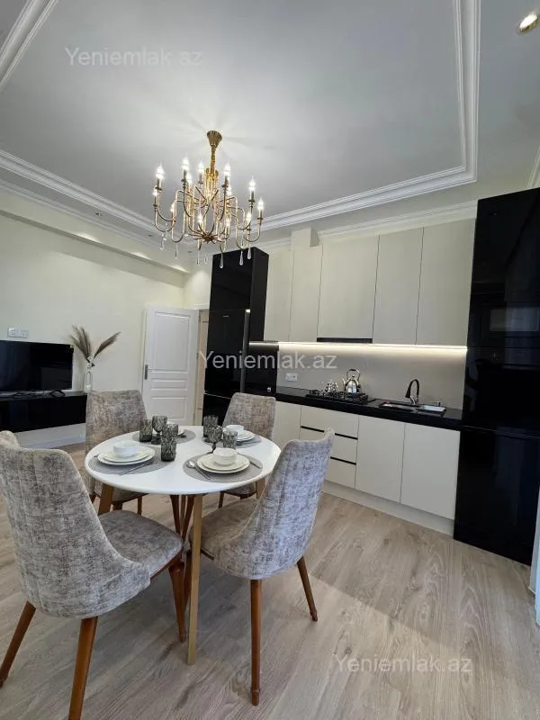 Satılır 3 otaqlı yeni tikili 95 m²
