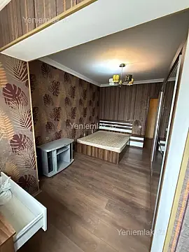 Satılır 2 otaqlı köhnə tikili 55 m²