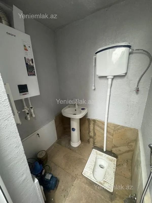 Satılır 4 otaqlı həyət evi 120 m²