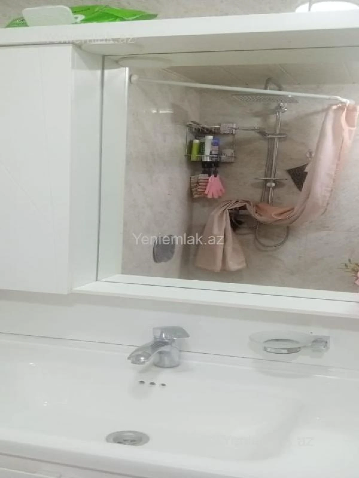 Satılır 3 otaqlı köhnə tikili 100 m²