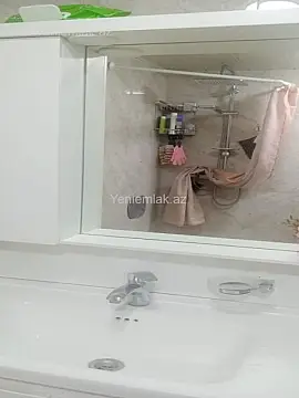 Satılır 3 otaqlı köhnə tikili 100 m²