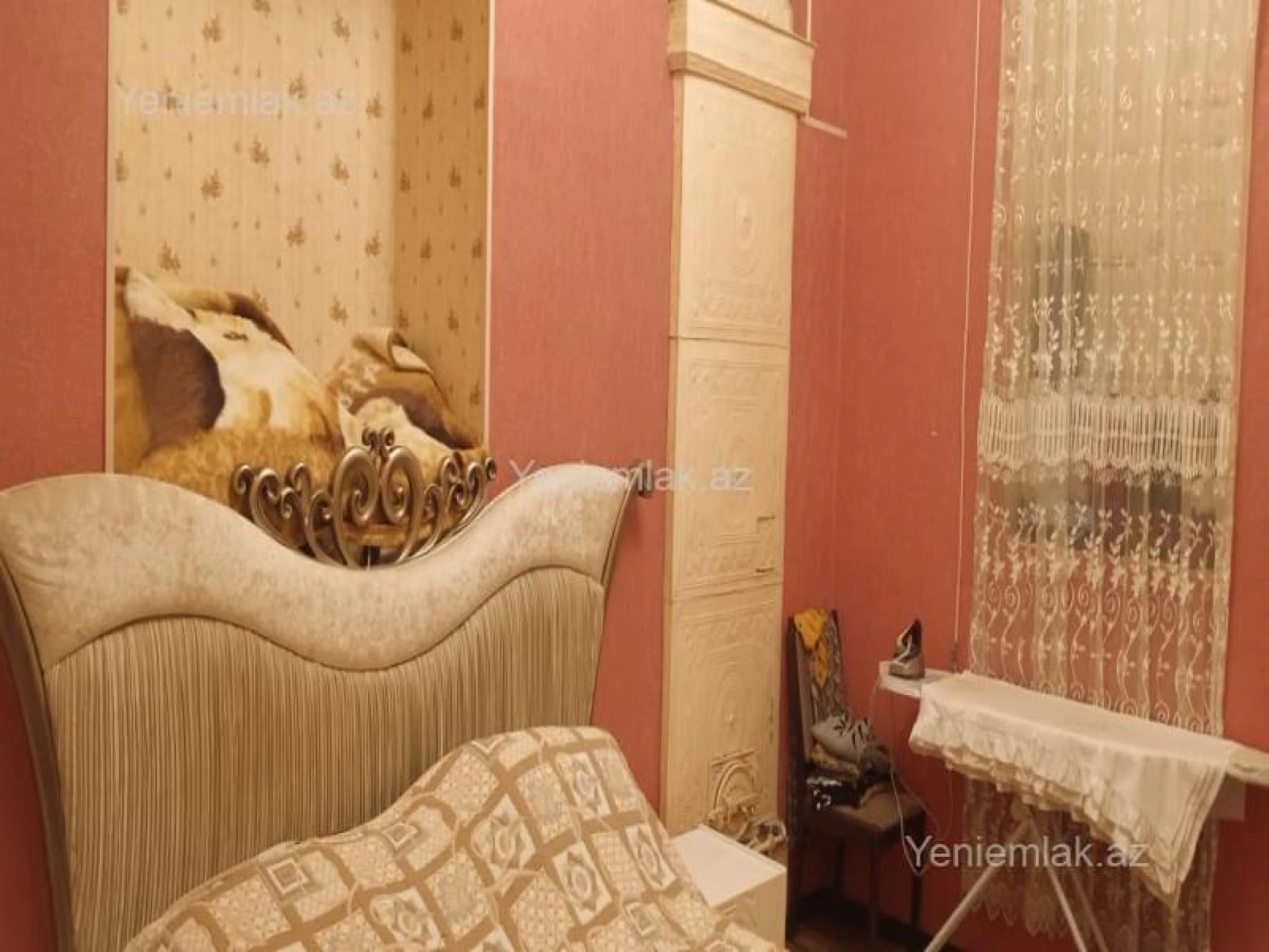 Satılır 3 otaqlı köhnə tikili 100 m²