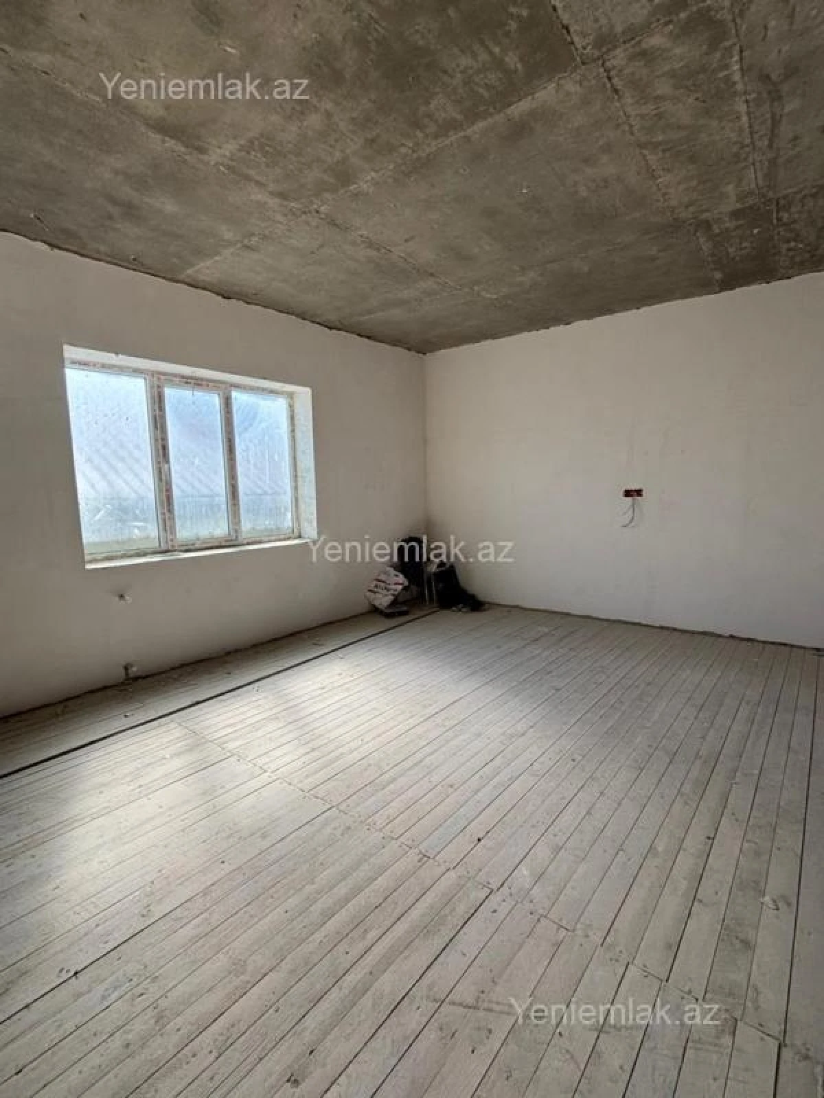 Satılır 4 otaqlı həyət evi 210 m²
