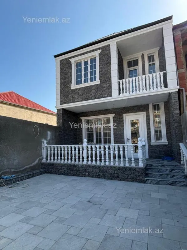Satılır 4 otaqlı həyət evi 210 m²
