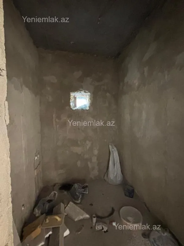 Satılır 4 otaqlı həyət evi 210 m²