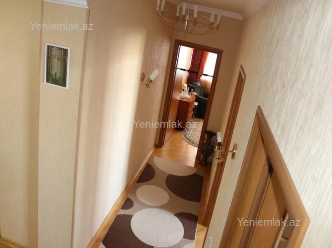 Satılır 3 otaqlı yeni tikili 135 m²