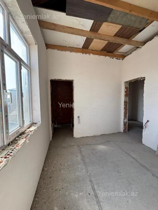 Satılır 4 otaqlı həyət evi 150 m²