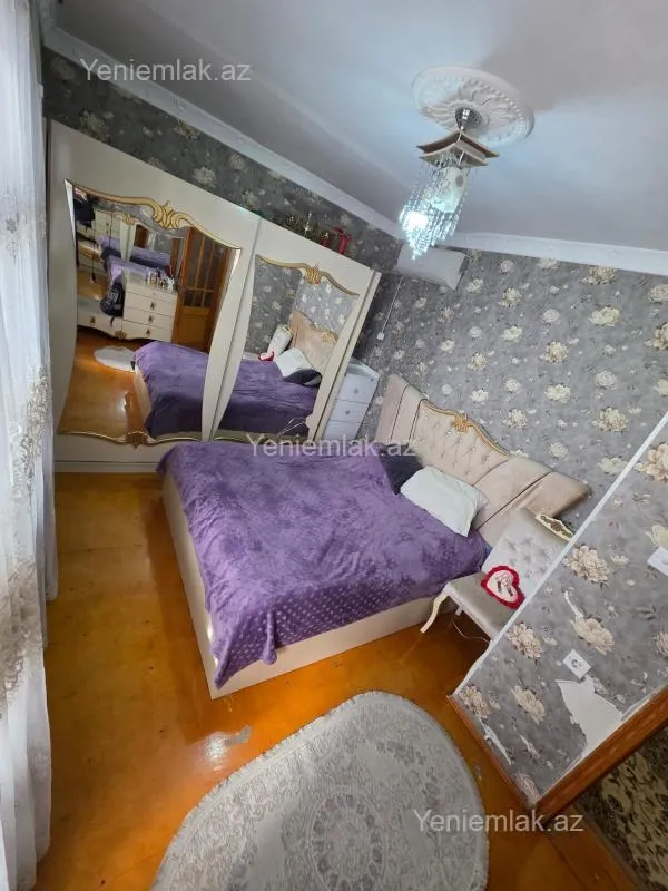 Satılır 3 otaqlı köhnə tikili 65 m²