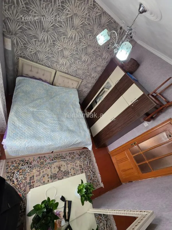 Satılır 3 otaqlı köhnə tikili 65 m²