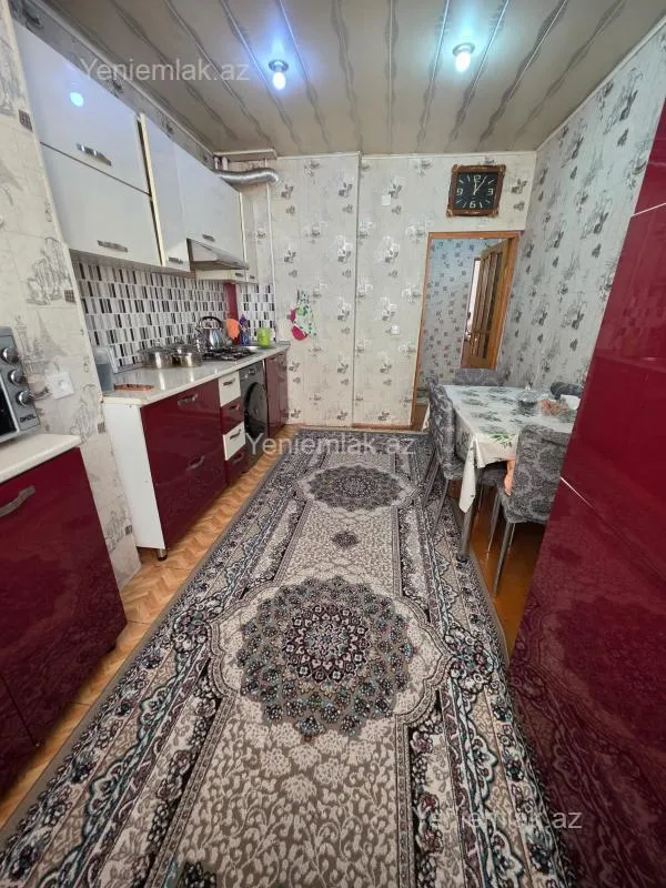 Satılır 3 otaqlı köhnə tikili 65 m²