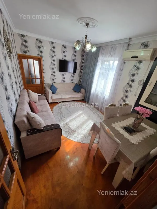 Satılır 3 otaqlı köhnə tikili 65 m²