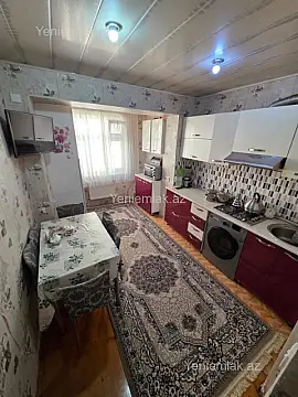 Satılır 3 otaqlı köhnə tikili 65 m² — Sumqayıt, 7-ci mikrorayon 3 otaq 65.00 m²