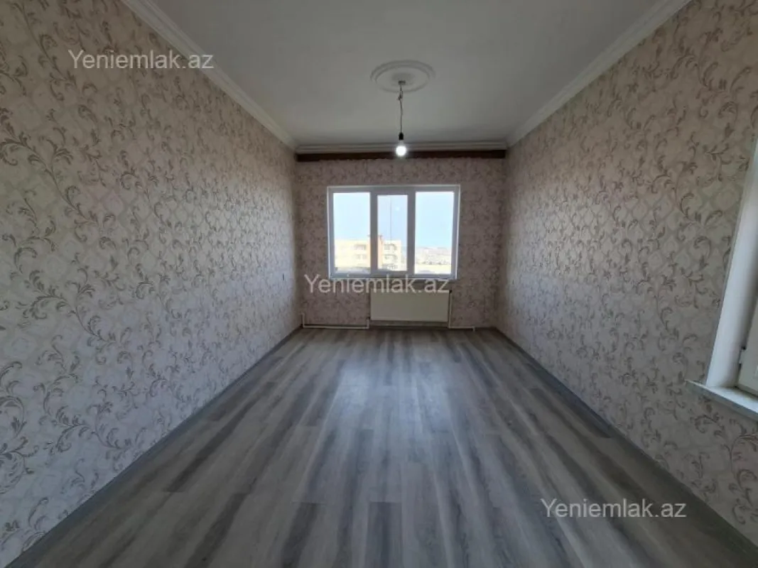 Satılır 1 otaqlı köhnə tikili 40 m²