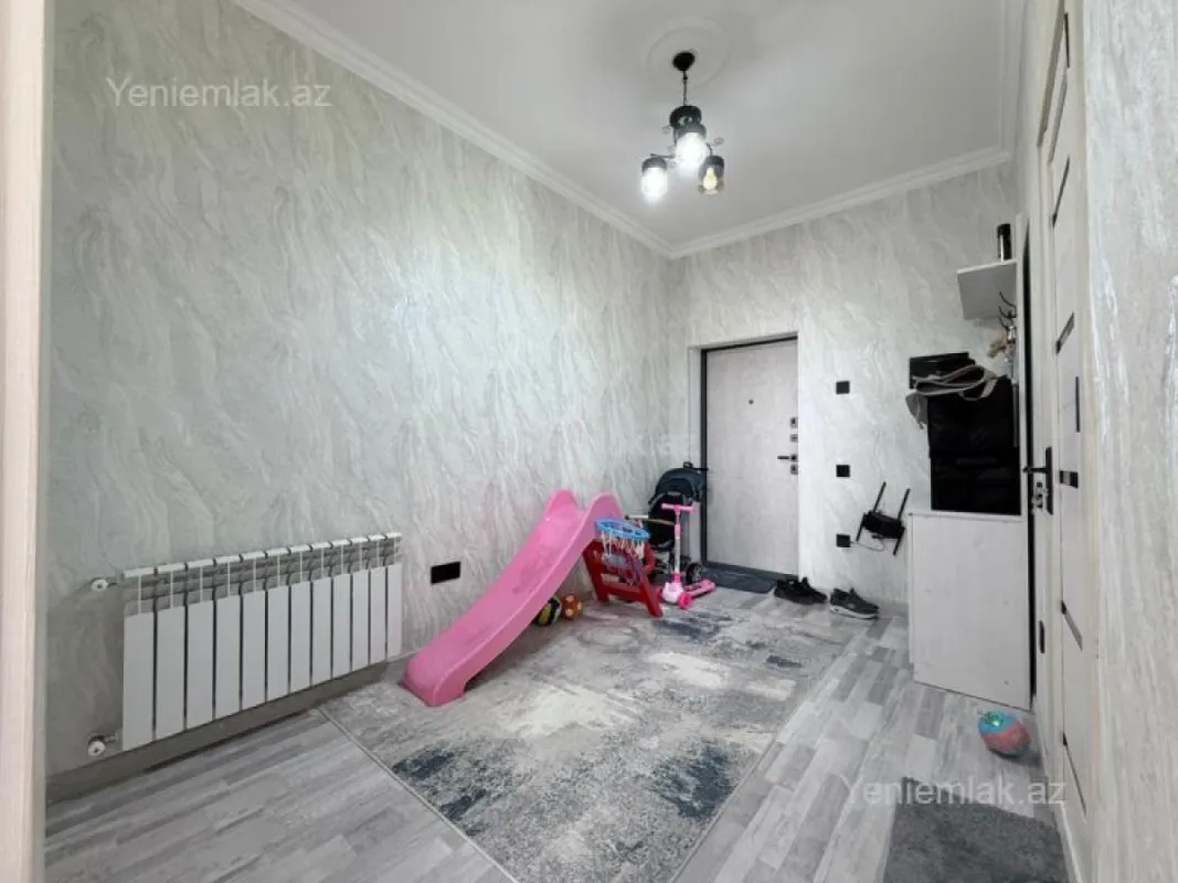 Satılır 2 otaqlı yeni tikili 60 m²