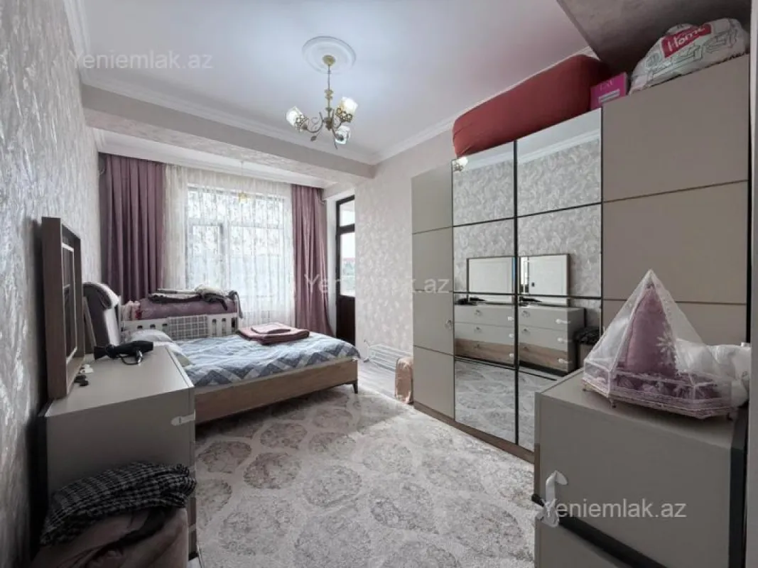 Satılır 2 otaqlı yeni tikili 60 m²