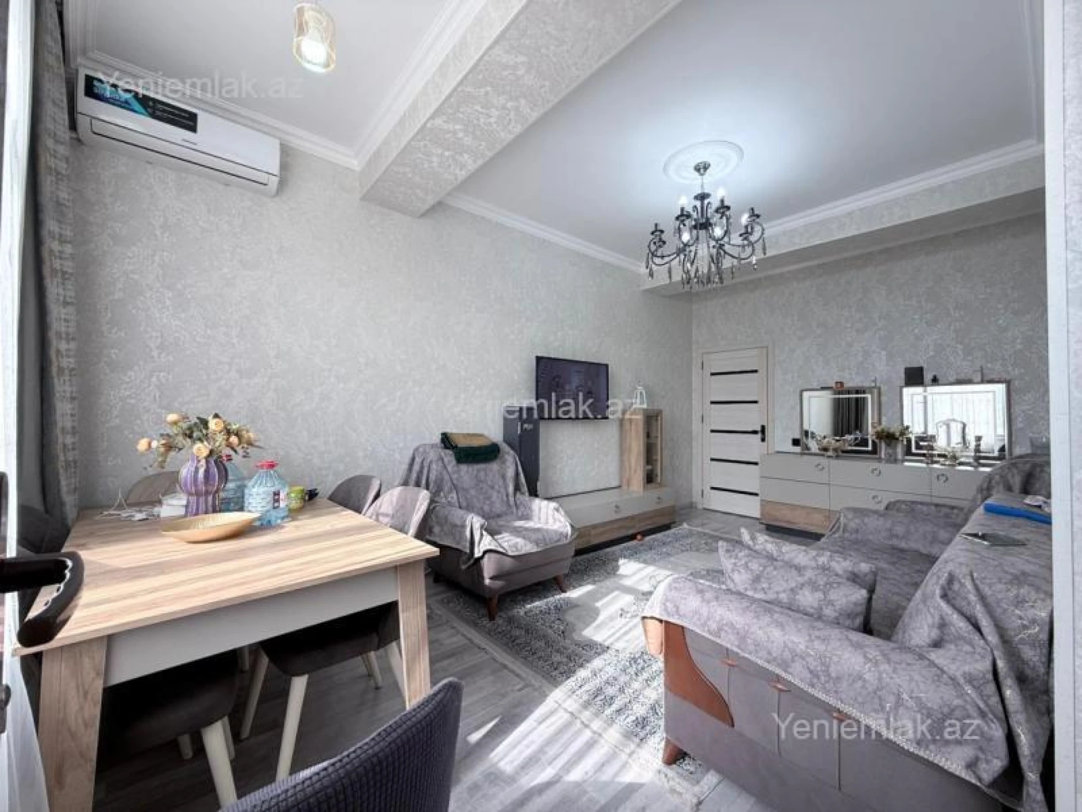 Satılır 2 otaqlı yeni tikili 60 m²