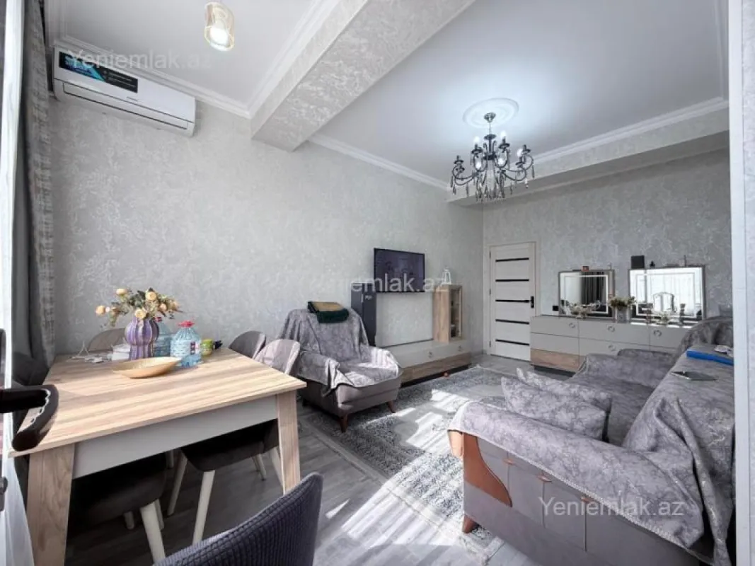 Satılır 2 otaqlı yeni tikili 60 m²