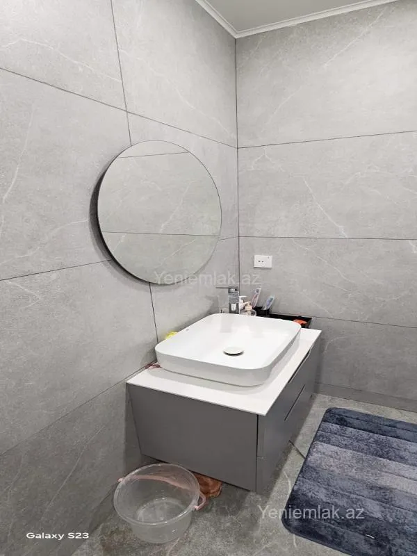 Satılır 2 otaqlı yeni tikili 85.6 m²
