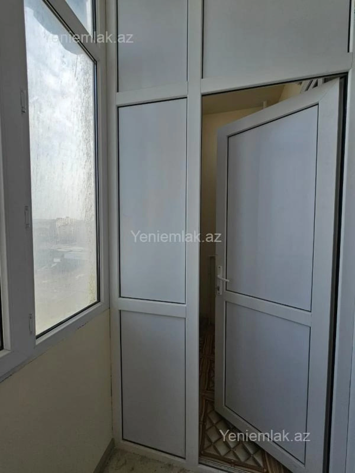 Satılır 3 otaqlı yeni tikili 63 m²
