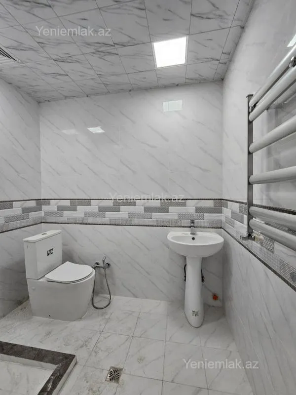 Satılır 3 otaqlı yeni tikili 63 m²