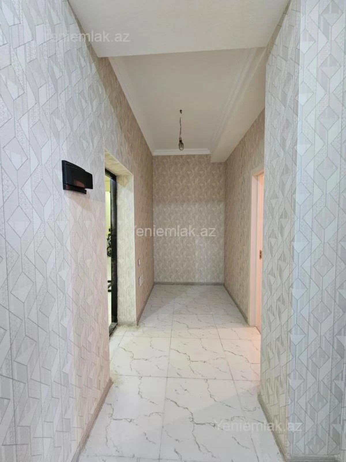 Satılır 3 otaqlı yeni tikili 63 m²