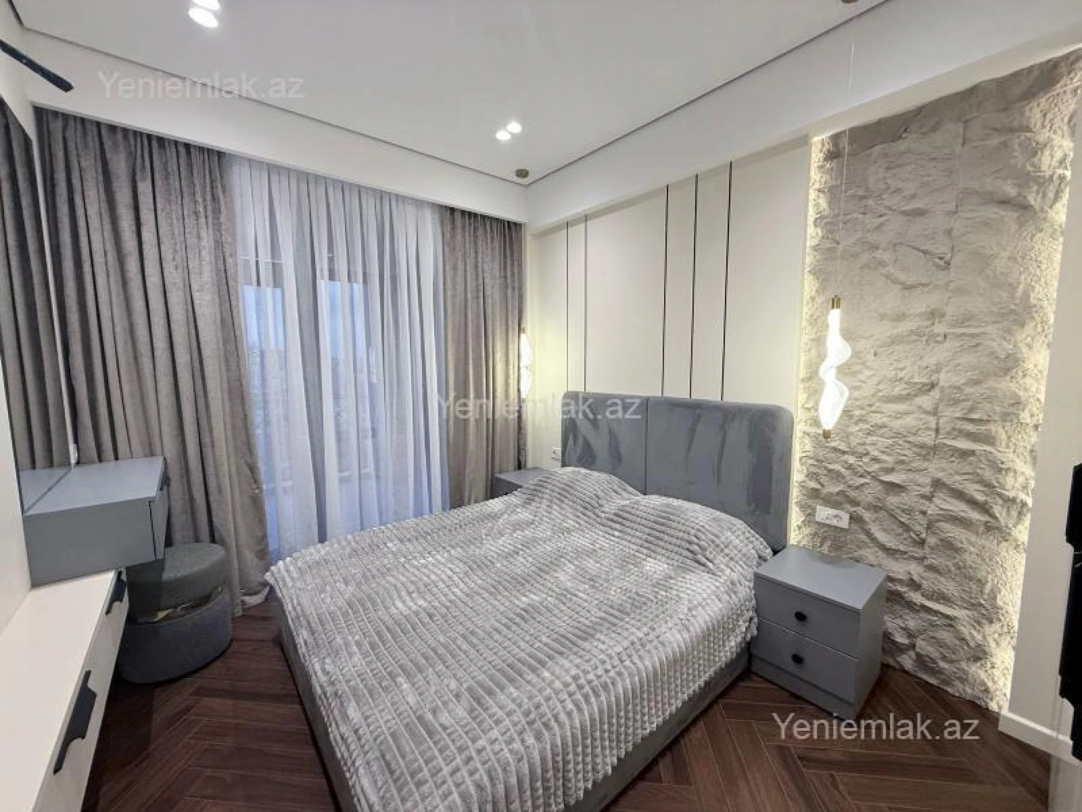Satılır 2 otaqlı yeni tikili 55 m²