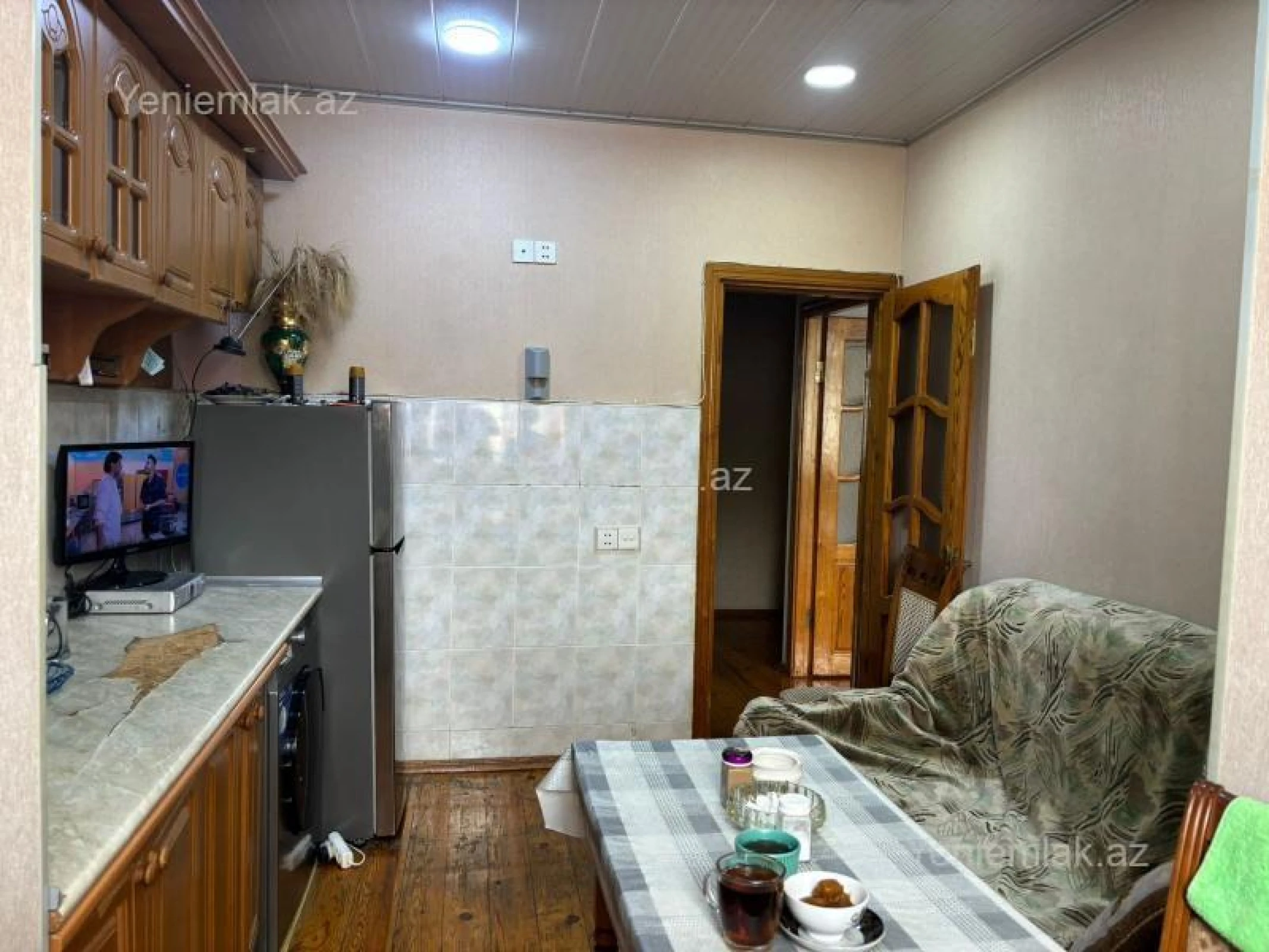 Satılır 3 otaqlı köhnə tikili 75 m²