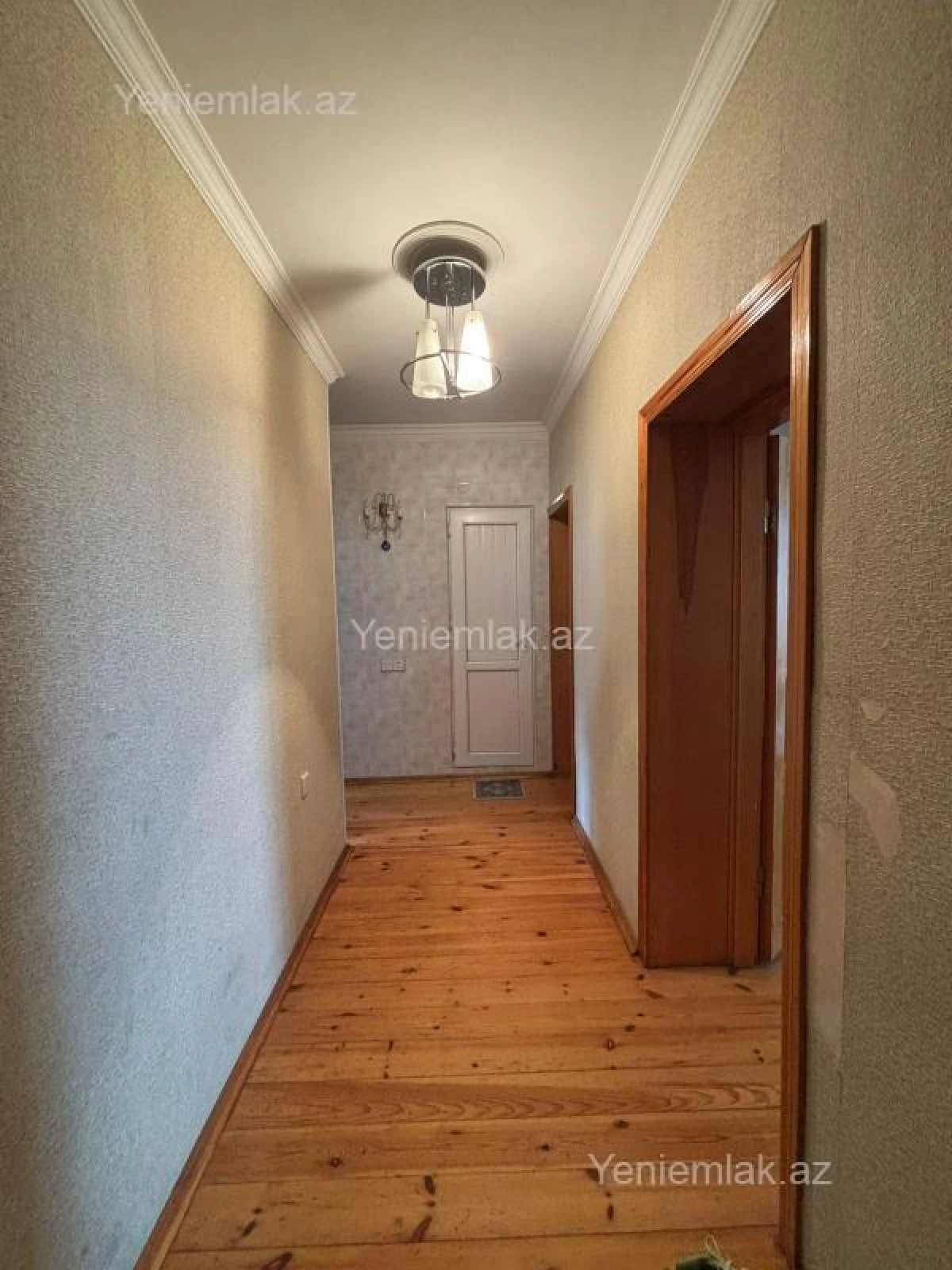 Satılır 3 otaqlı köhnə tikili 75 m²