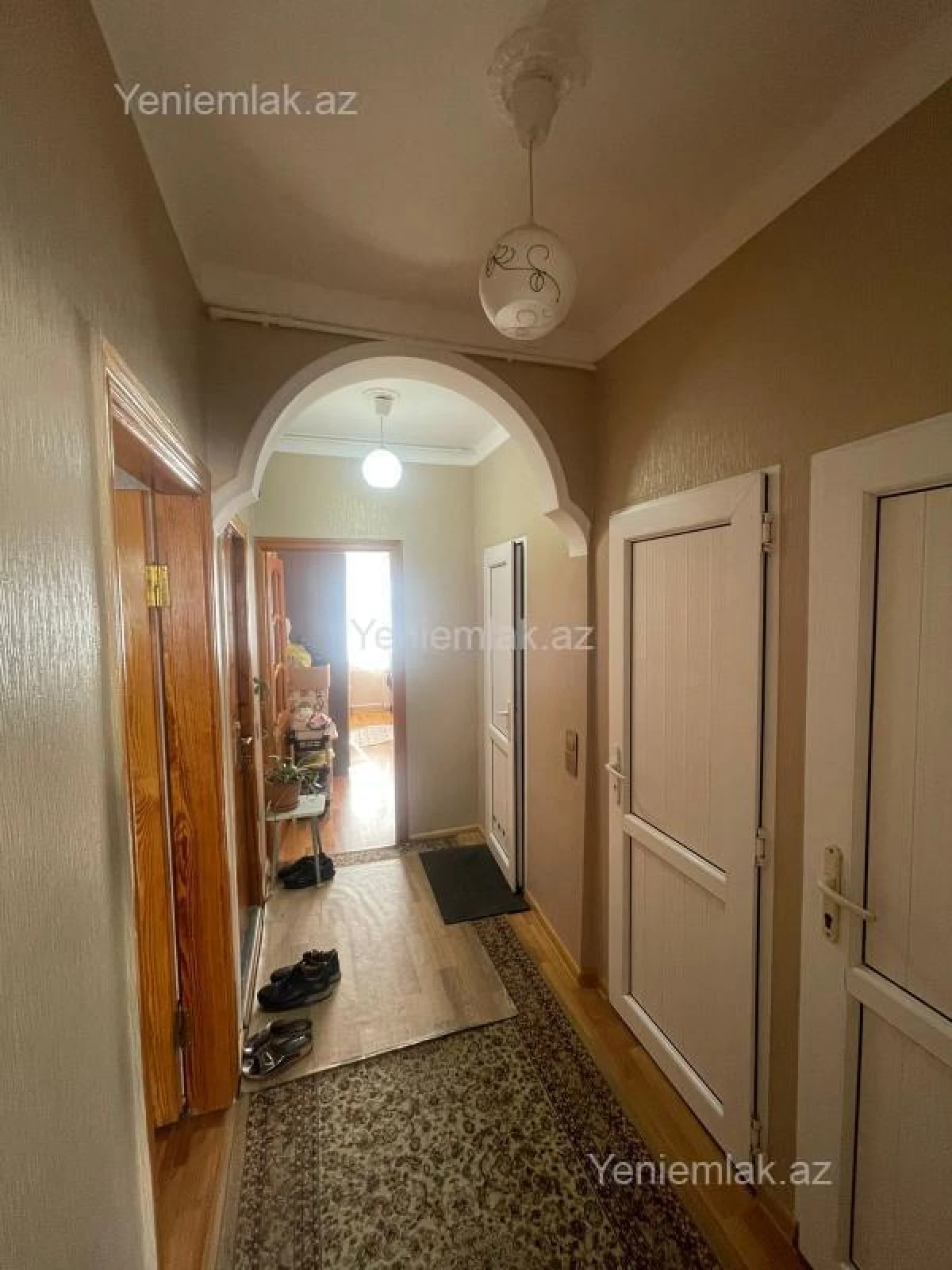 Satılır 2 otaqlı köhnə tikili 60 m²