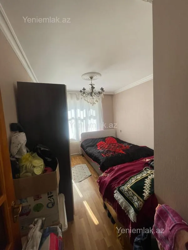 Satılır 2 otaqlı köhnə tikili 60 m²