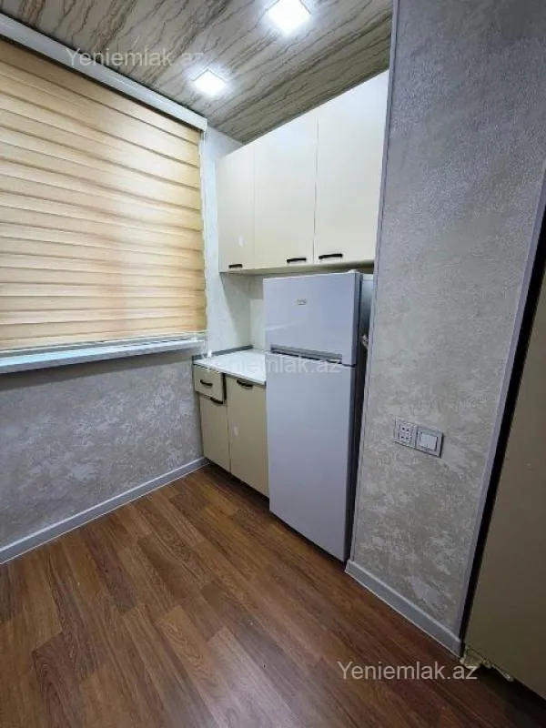 Satılır 2 otaqlı köhnə tikili 35 m²