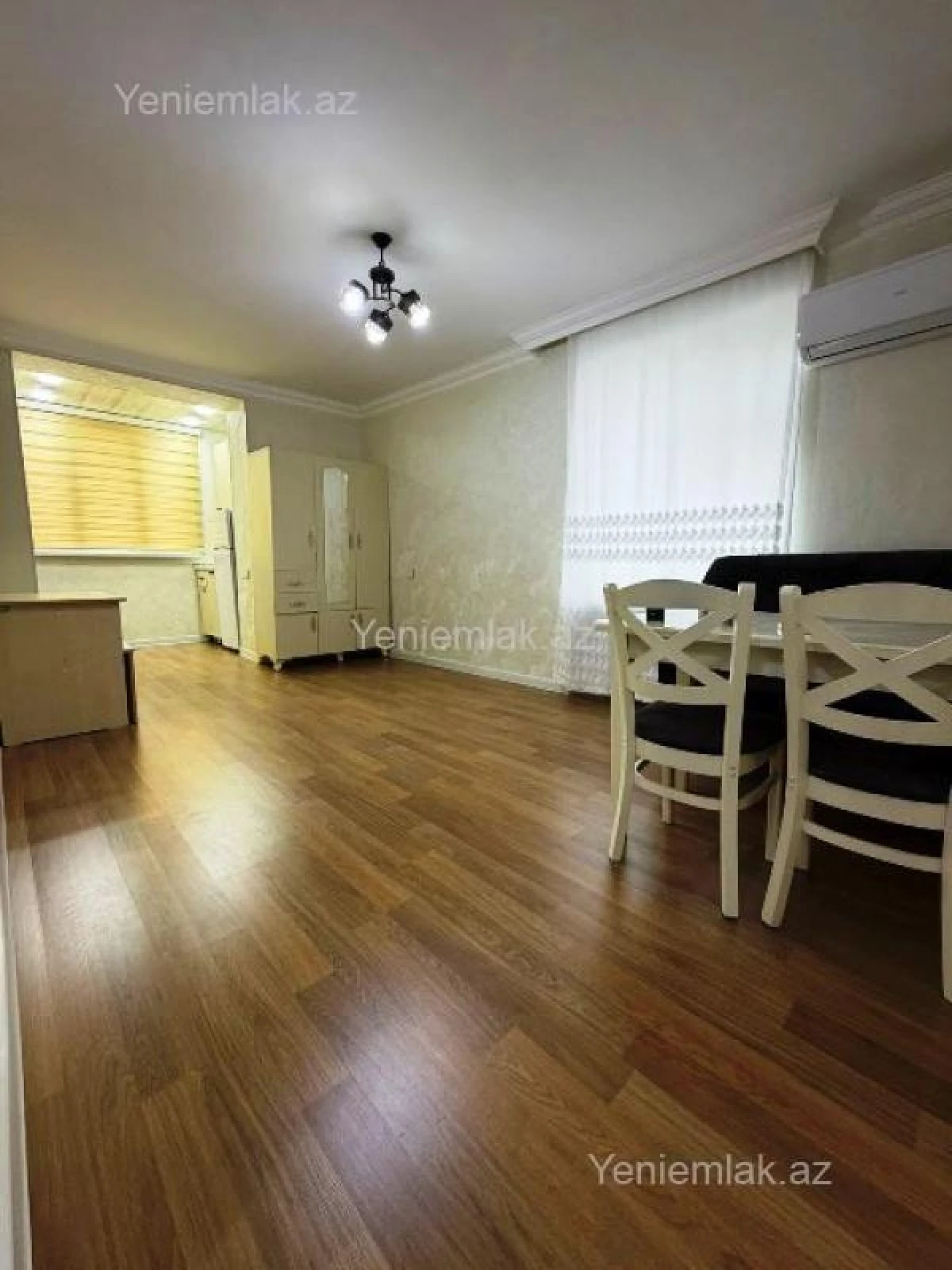 Satılır 2 otaqlı köhnə tikili 35 m²