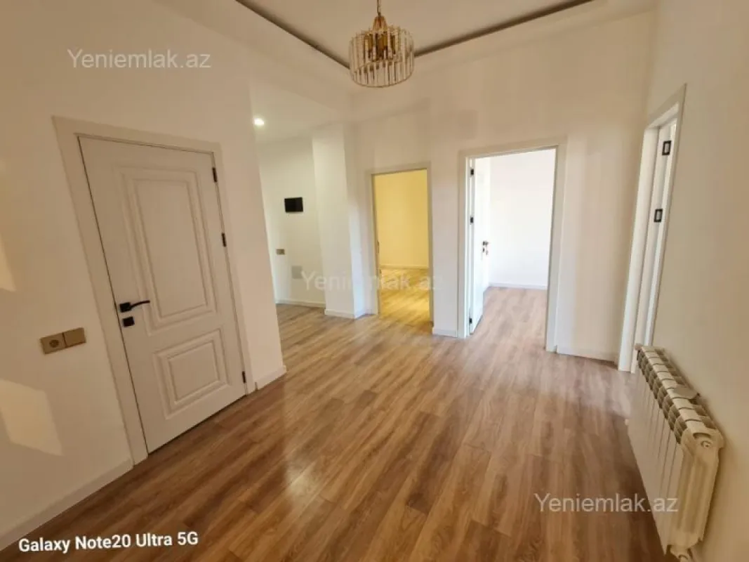 Satılır 3 otaqlı yeni tikili 130 m²