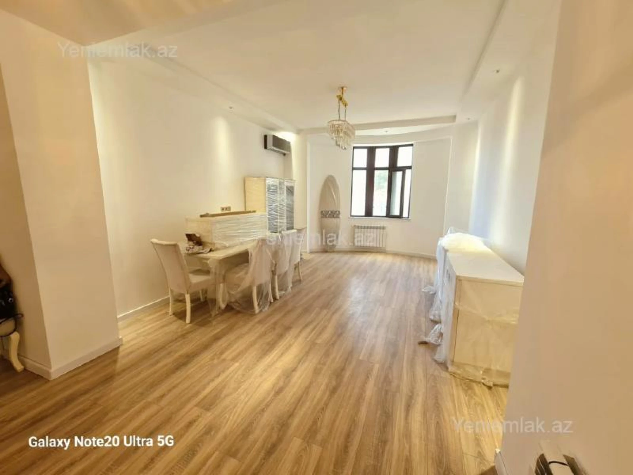 Satılır 3 otaqlı yeni tikili 130 m²