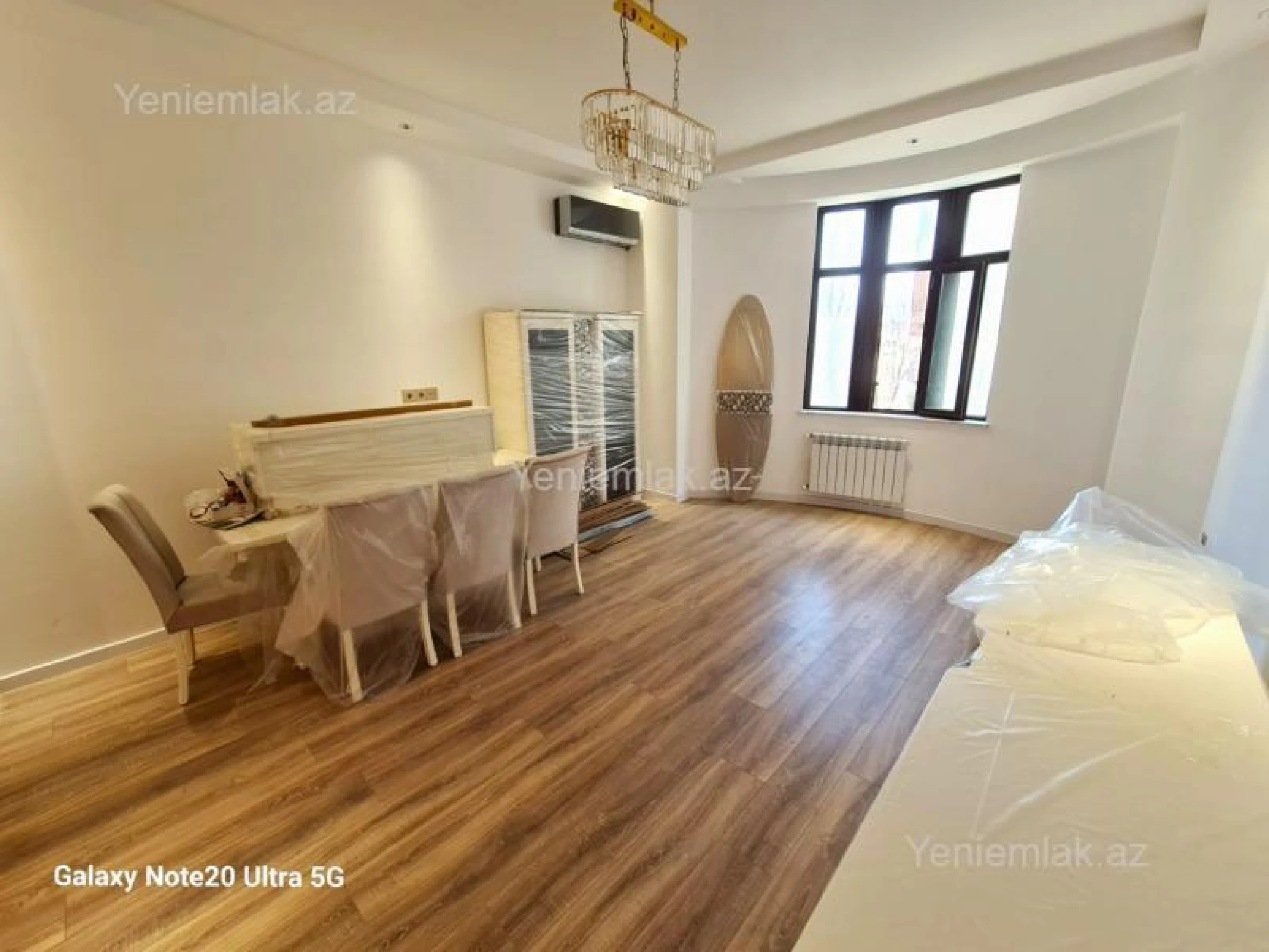 Satılır 3 otaqlı yeni tikili 130 m²