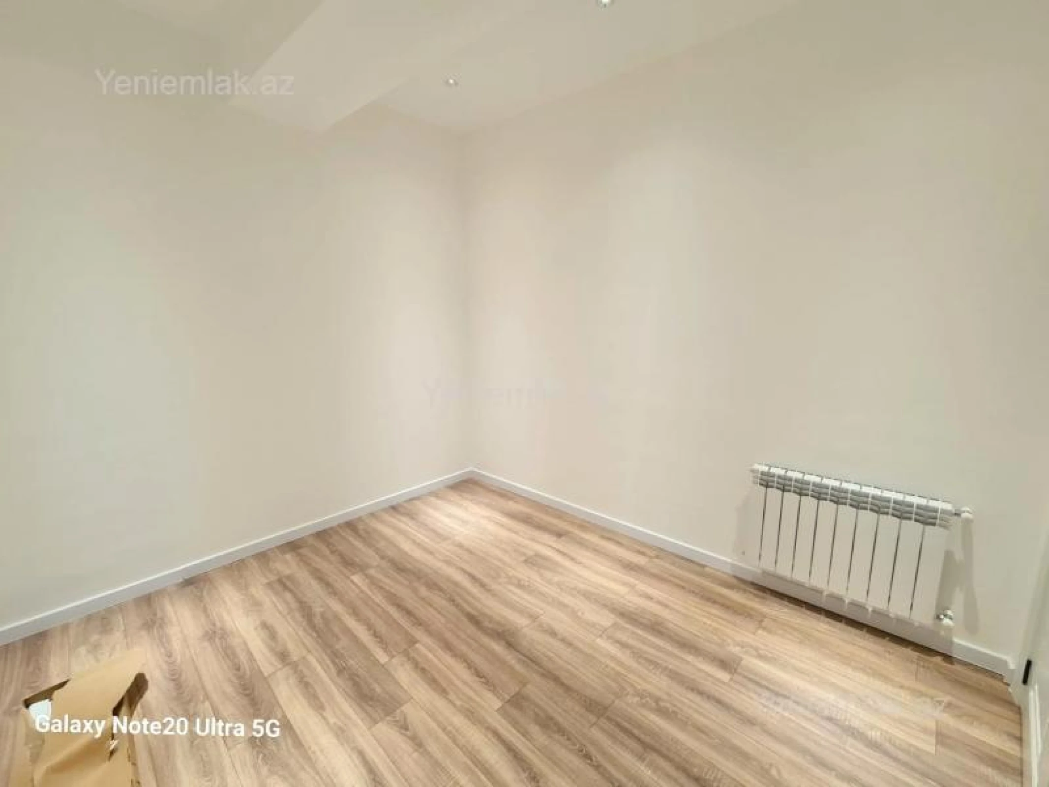 Satılır 3 otaqlı yeni tikili 130 m²