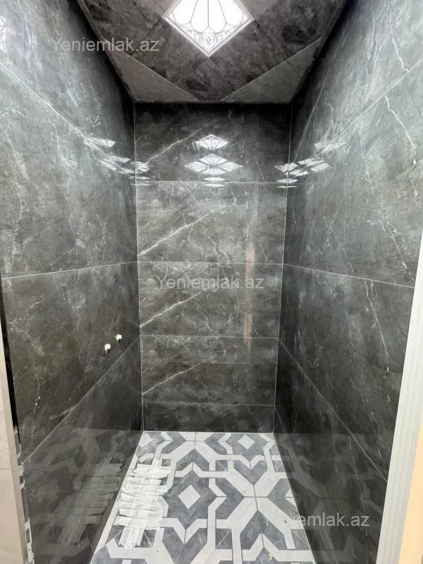 Satılır 2 otaqlı yeni tikili 50 m²