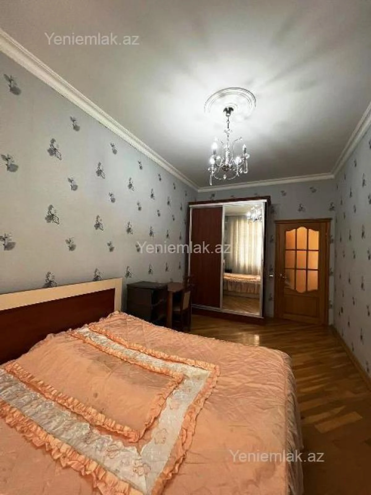 Satılır 2 otaqlı yeni tikili 72 m²